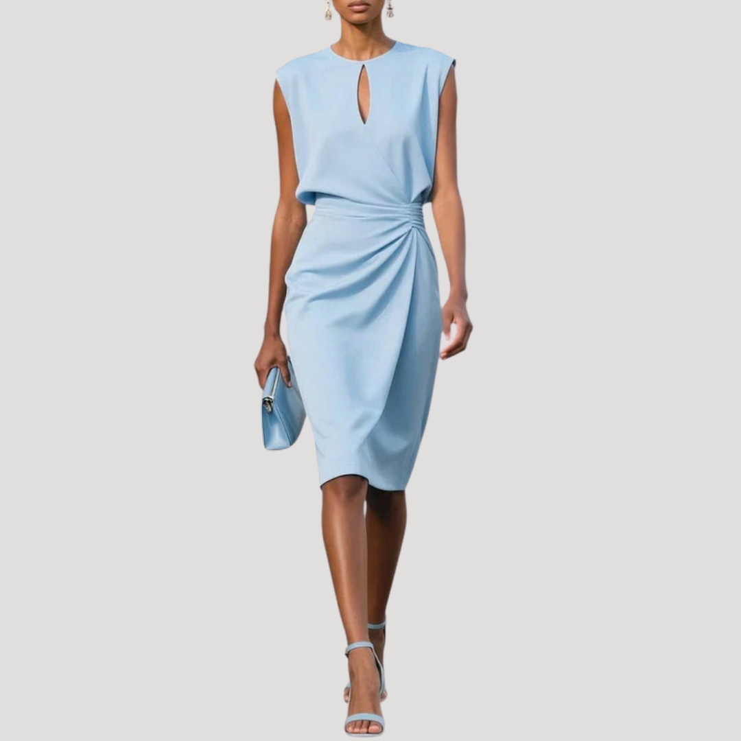 Robe midi élégante sans manches drapée
