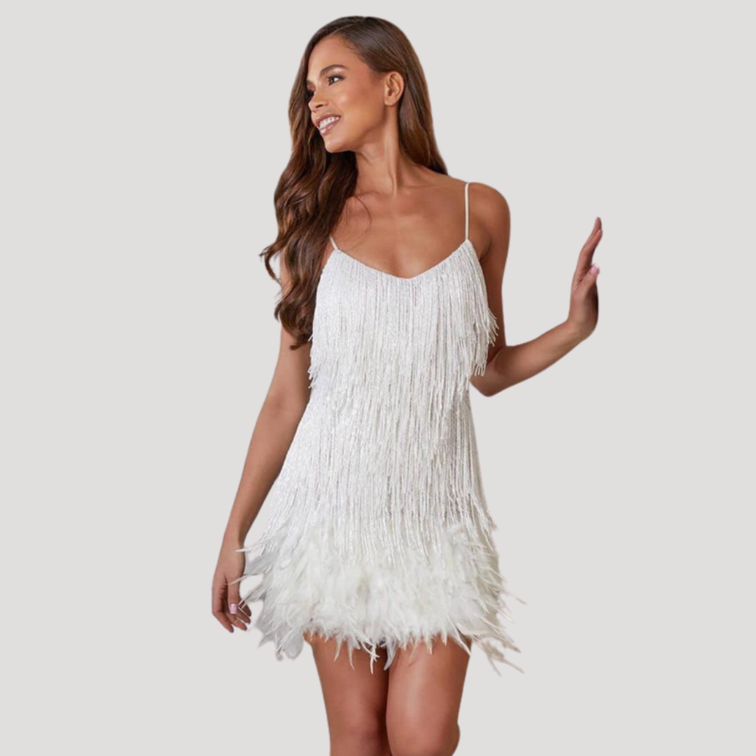Robe courte à franges et plumes chic de soirée