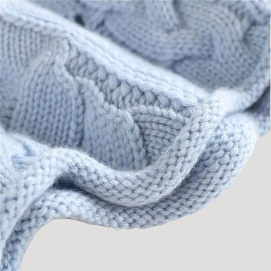 Pull Femme en Maille Ajourée Col Montant