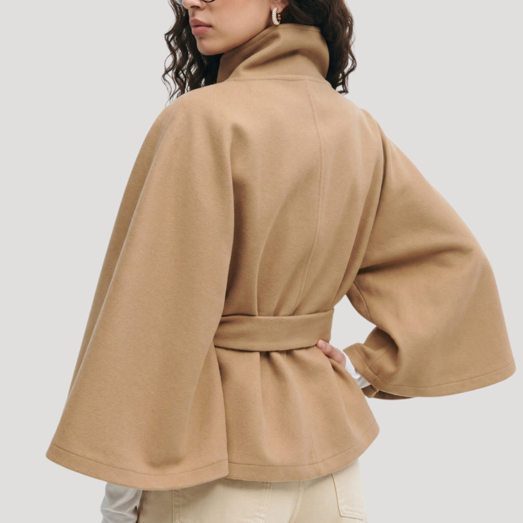 Manteau cape femme à col montant