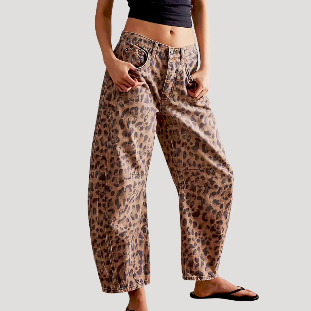 Jean large taille haute coupe ample et confortable