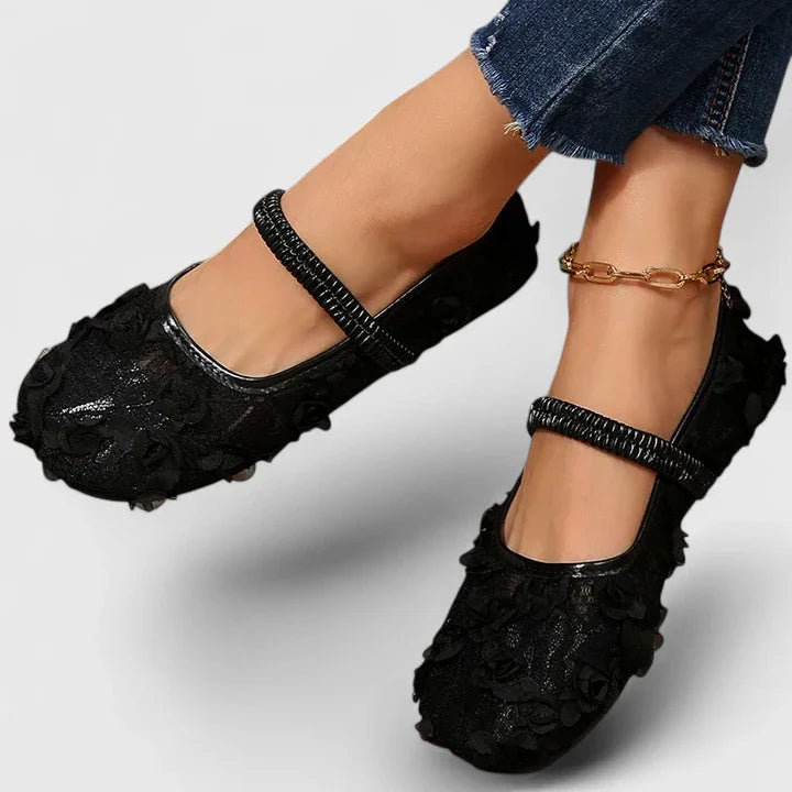Ballerines élégantes en dentelle florale